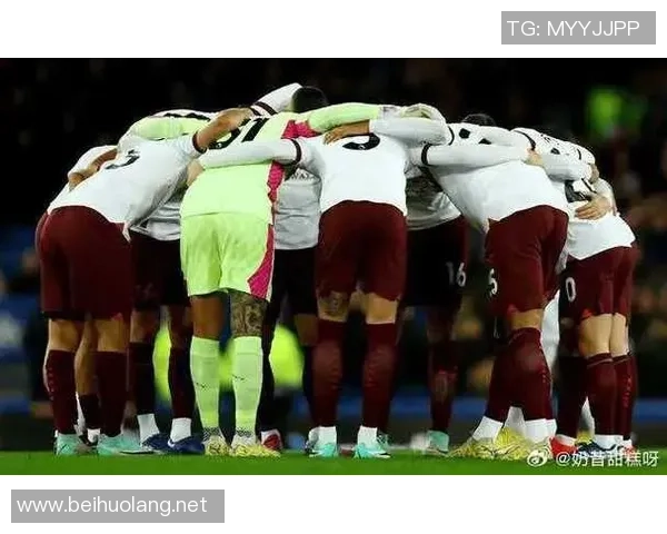 米兰密切关注曼城后卫阿克希望引进增强防线实力